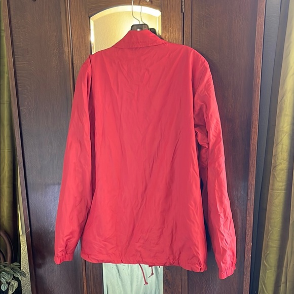 Volcom Red Wind Breaker - Picture 3 of 3